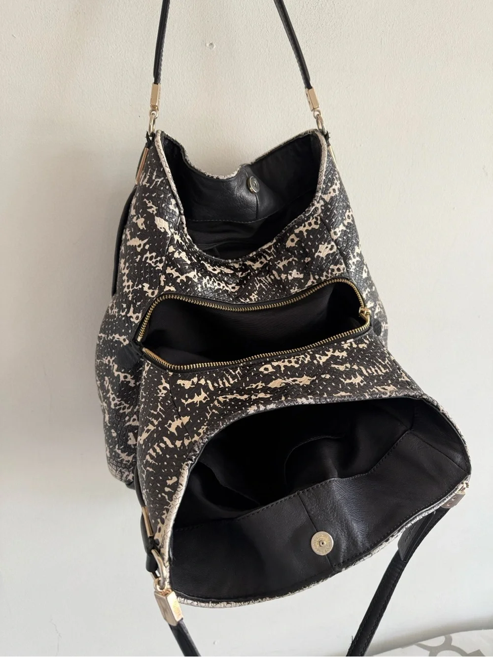Coach soft black